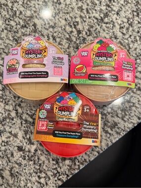 3 Viral  Crazy Fun The Viral Mystery Dumplings Scented Collectible Toys Squishy